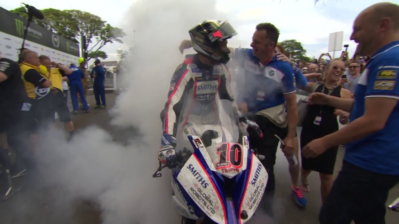 2018 Isle of Man Senior TT - On board Full Lap with Peter Hickman Commentary