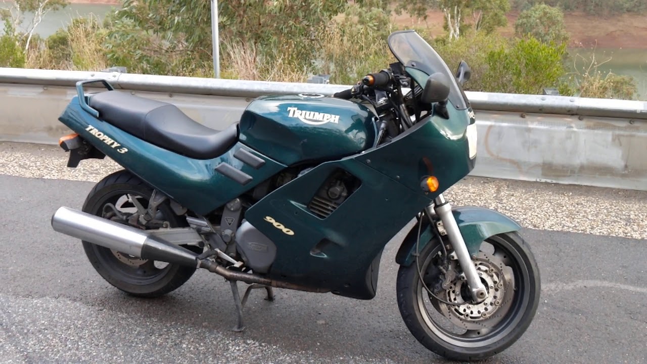 Triumph Trophy 3 - Walk Around