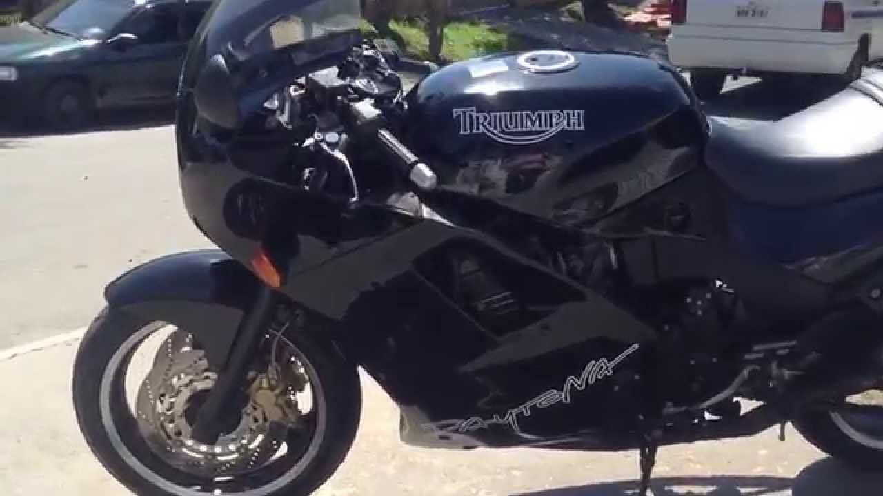 Triumph Daytona 1200cc