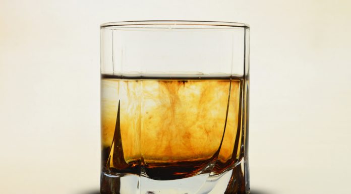 Whisky vs. Whiskey - When to Use Which Spelling